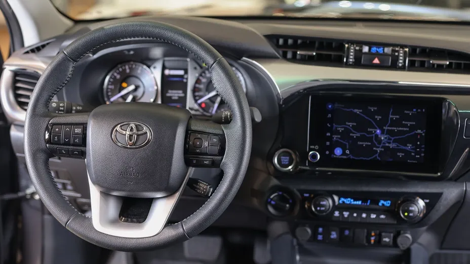 TOYOTA HiLux Hilux 2.8 D-4D mHEV Double Cab Executive 4x4 aut