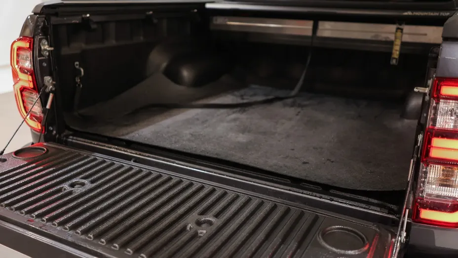 TOYOTA HiLux Hilux 2.8 D-4D mHEV Double Cab Executive 4x4 aut