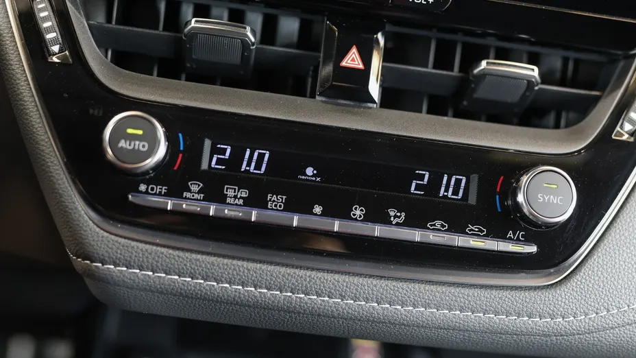 TOYOTA Corolla Corolla 1.8 Hybrid Style