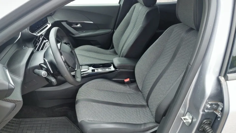 PEUGEOT 2008 2008 1.2 PureTech Allure S&S EAT8