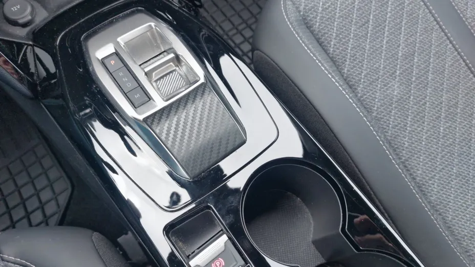 PEUGEOT 2008 2008 1.2 PureTech Allure S&S EAT8