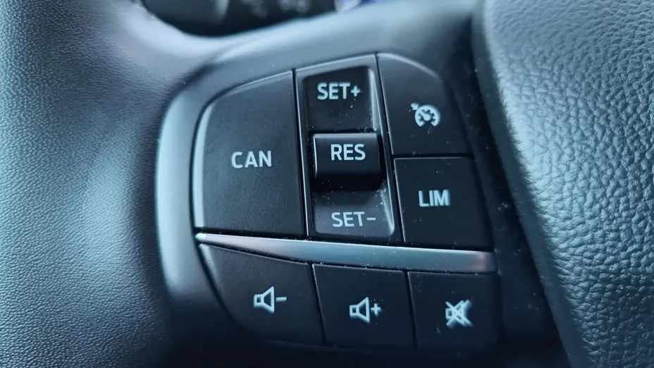 FORD Focus Focus 1.0 EcoBoost mHEV Titanium X aut