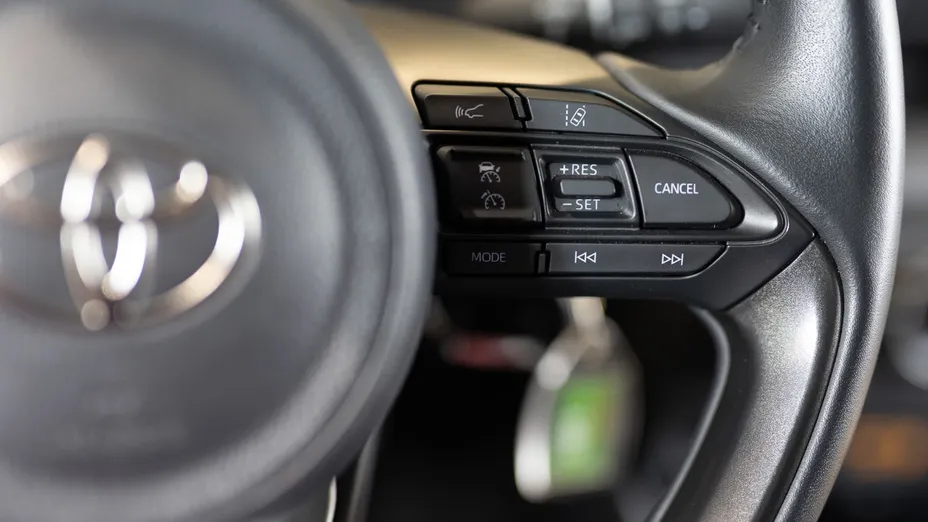 TOYOTA Yaris Yaris 1.5 Comfort