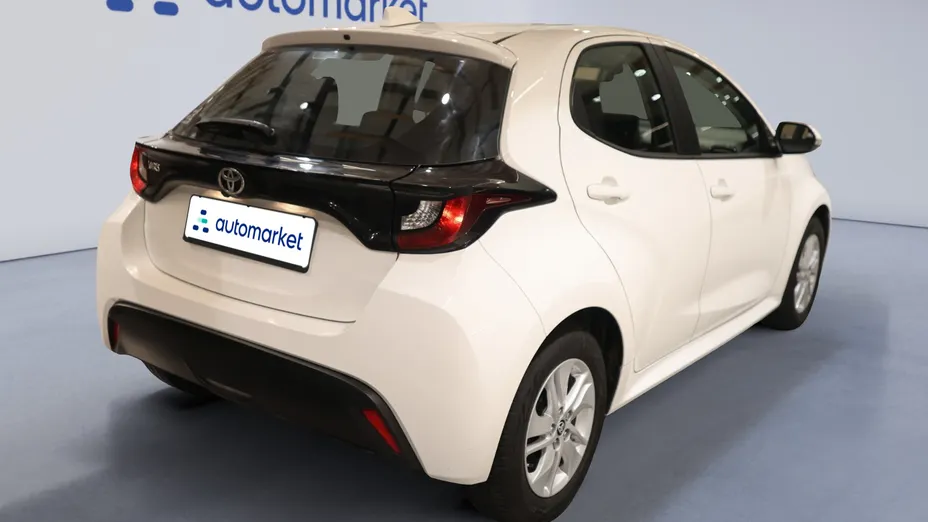 TOYOTA Yaris Yaris 1.5 Comfort