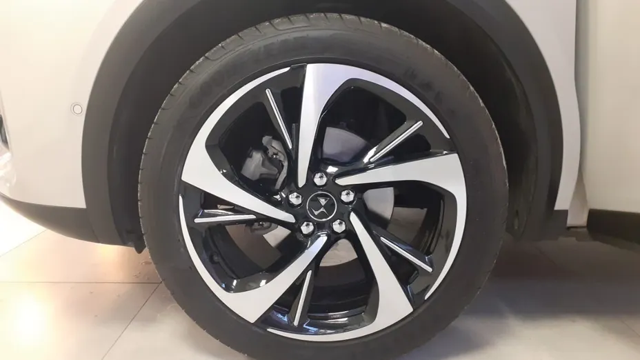 DS DS7 DS 7 1.6 PureTech Rivoli aut