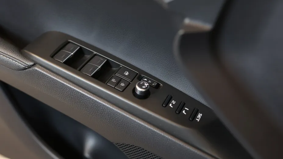 TOYOTA Camry Camry 2.5 Hybrid Dynamic Force Executive e-CVT