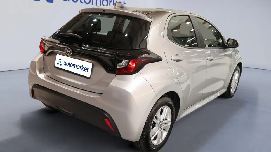 TOYOTA Yaris Yaris 1.5 Comfort