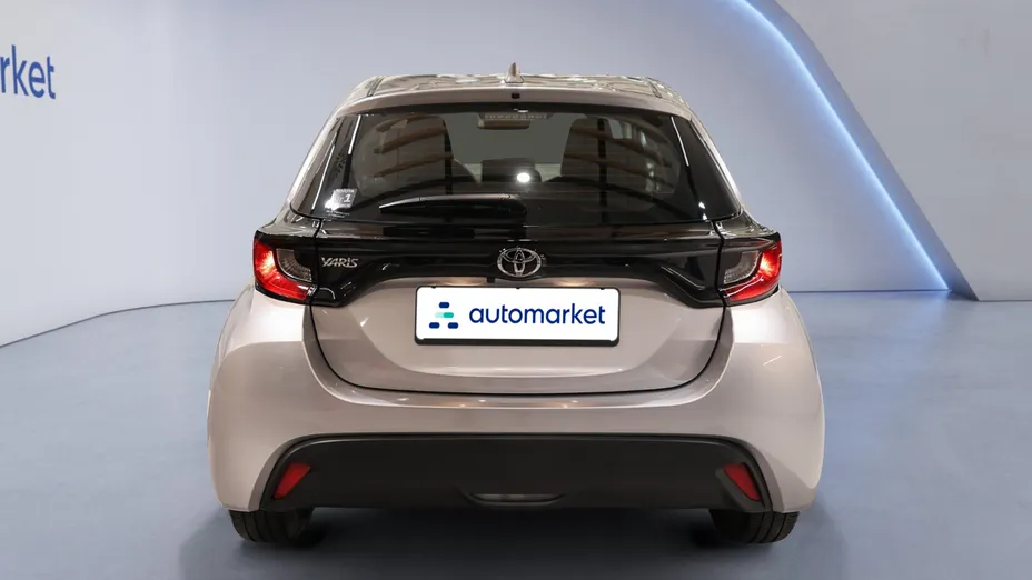 TOYOTA Yaris Yaris 1.5 Comfort