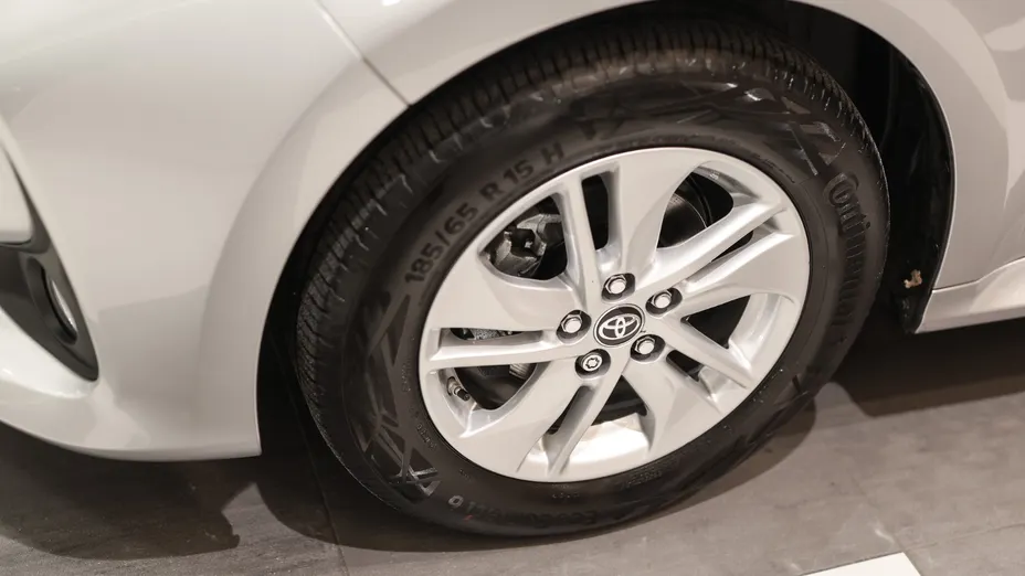 TOYOTA Yaris Yaris 1.5 Comfort