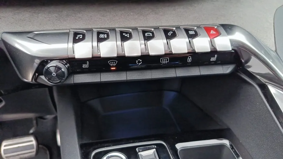 PEUGEOT 3008 3008 1.5 BlueHDi GT S&S EAT8