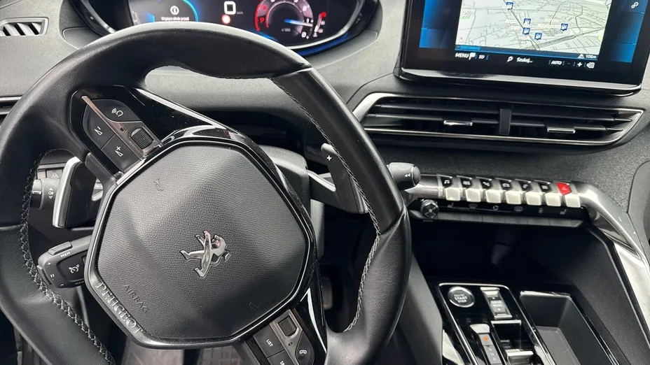 PEUGEOT 3008 3008 1.2 PureTech Allure Pack S&S EAT8