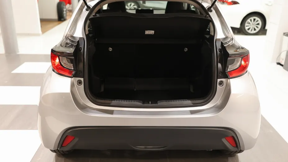 TOYOTA Yaris Yaris 1.5 Comfort