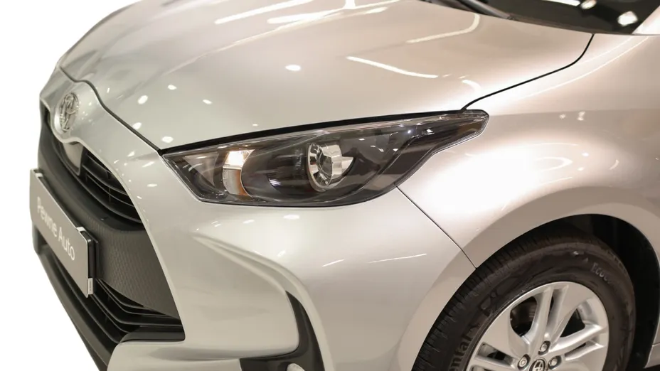 TOYOTA Yaris Yaris 1.5 Comfort