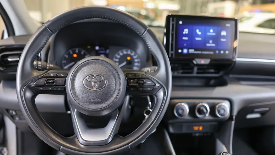 TOYOTA Yaris Yaris 1.5 Comfort