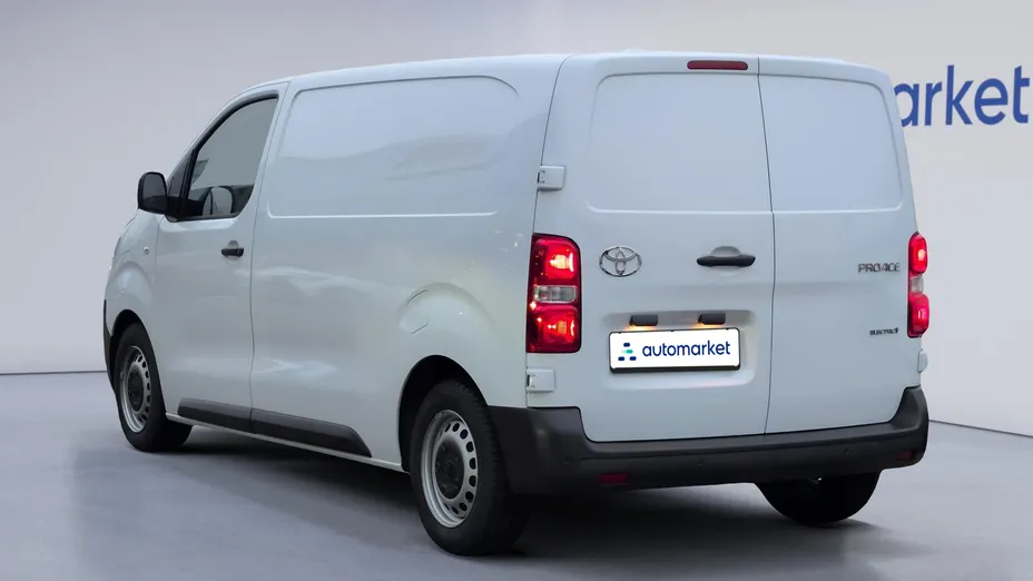 TOYOTA Proace Proace EV Medium 3,0t Active