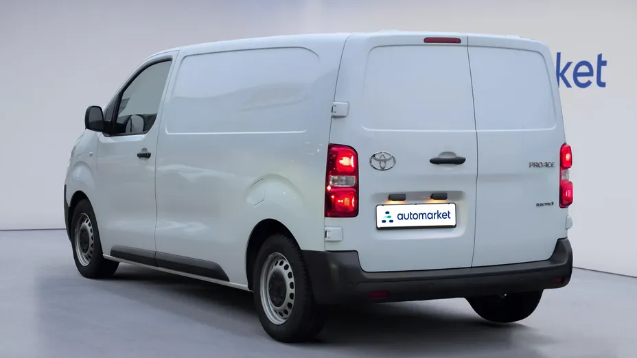 TOYOTA Proace Proace EV Medium 3,0t Active