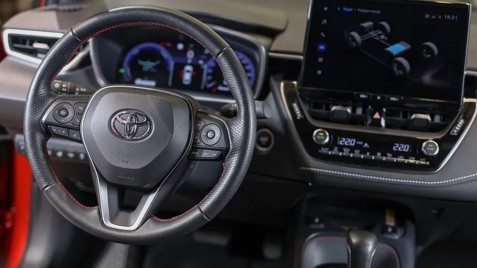 TOYOTA Corolla Corolla 1.8 Hybrid GR Sport