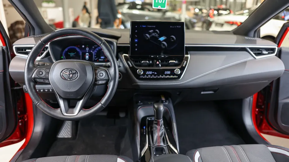 TOYOTA Corolla Corolla 1.8 Hybrid GR Sport