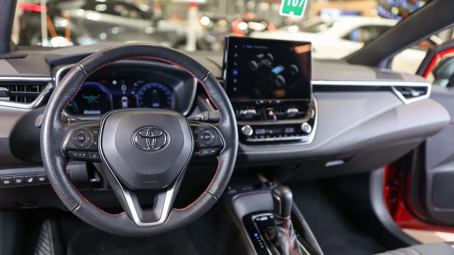 TOYOTA Corolla Corolla 1.8 Hybrid GR Sport