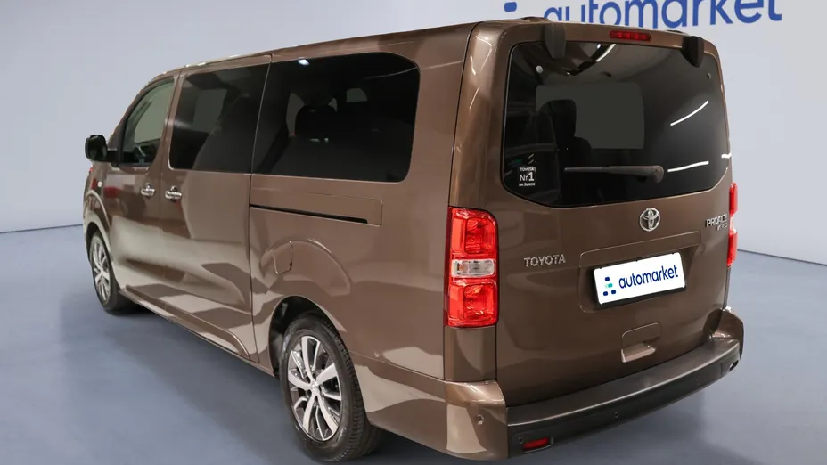 TOYOTA Proace Verso Proace Verso 2.0 D4-D Long VIP Aut.
