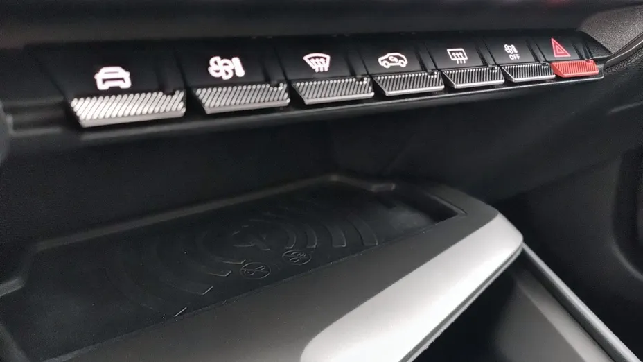 PEUGEOT 308 308 1.2 PureTech Allure S&S EAT8