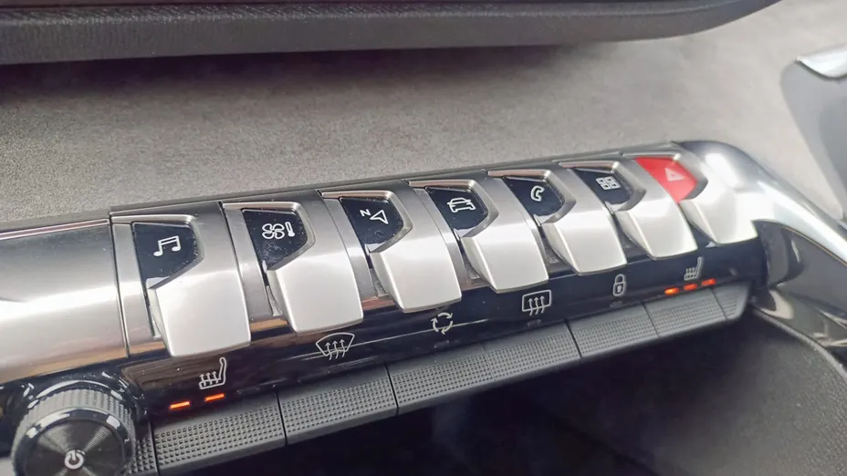 PEUGEOT 5008 5008 1.5 BlueHDi GT S&S EAT8