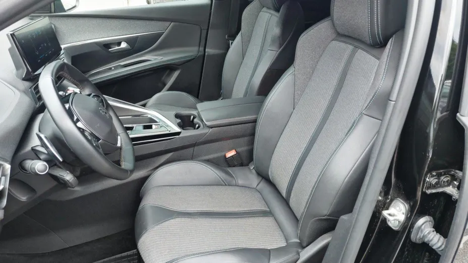 PEUGEOT 3008 3008 1.2 PureTech Allure Pack S&S EAT8