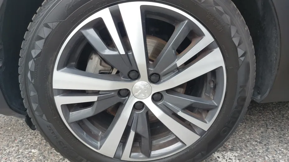 PEUGEOT 3008 3008 1.2 PureTech Allure Pack S&S EAT8