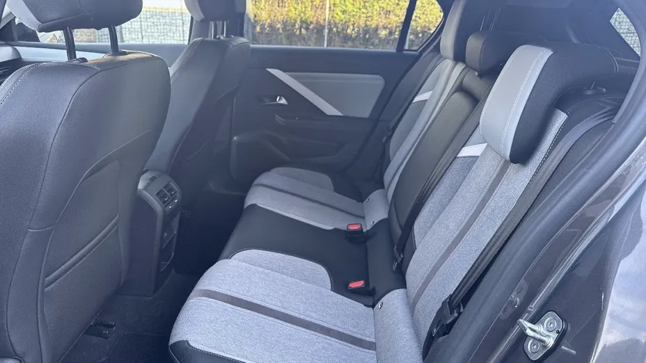 OPEL Astra Astra VI 1.2 T Elegance S&S aut