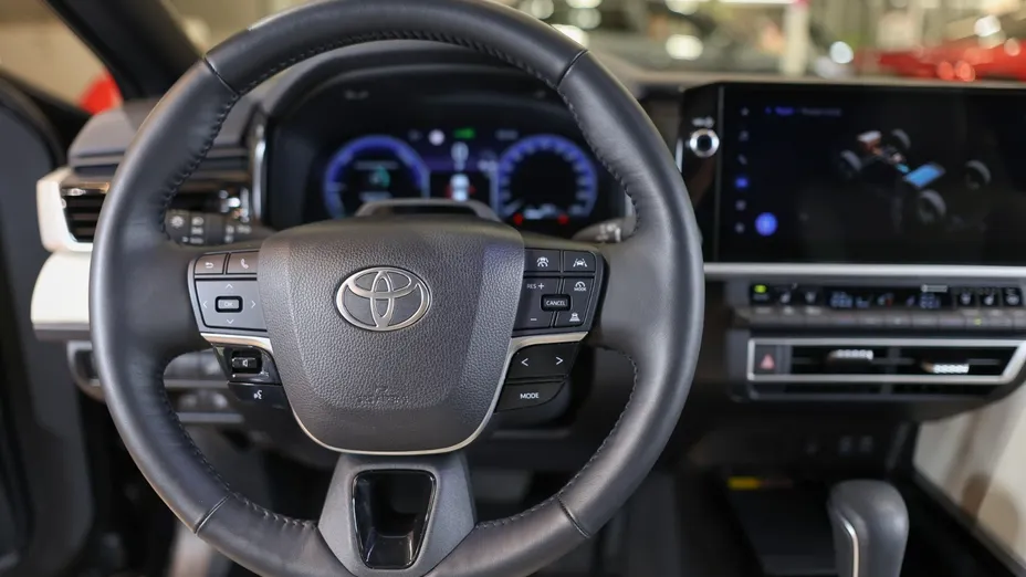 TOYOTA Camry Camry 2.5 Hybrid Dynamic Force Prestige e-CVT