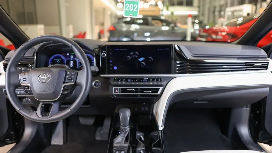 TOYOTA Camry Camry 2.5 Hybrid Dynamic Force Prestige e-CVT