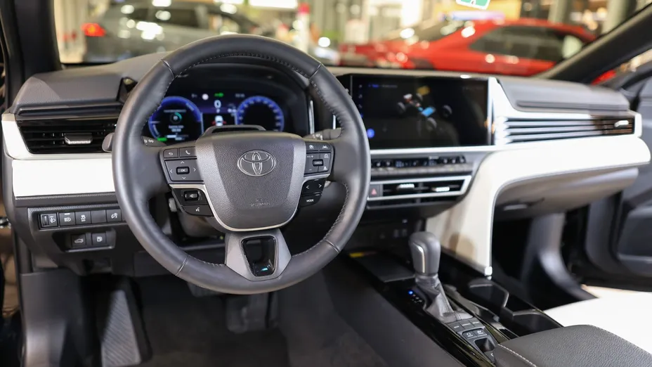 TOYOTA Camry Camry 2.5 Hybrid Dynamic Force Prestige e-CVT