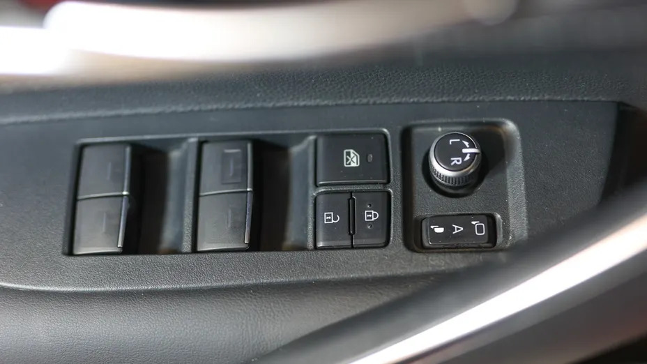 TOYOTA Corolla Corolla 2.0 Hybrid Comfort