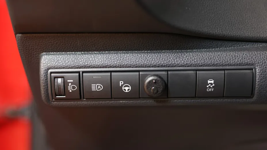 TOYOTA Corolla Corolla 2.0 Hybrid Comfort