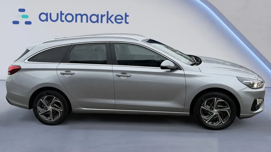 HYUNDAI i30 i30 1.5 DPI Comfort