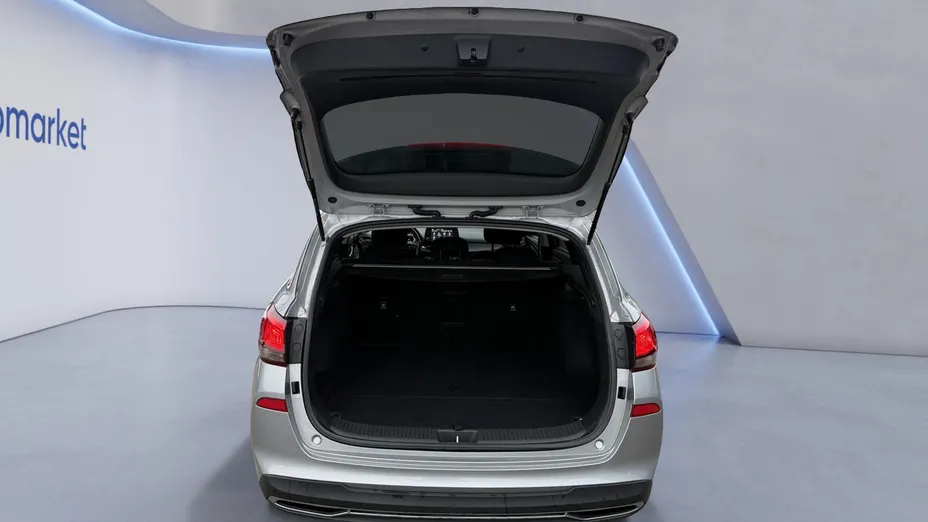 HYUNDAI i30 i30 1.5 DPI Comfort