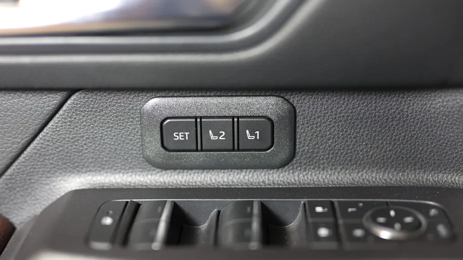 TOYOTA Land Cruiser LC 2.8 D-4D Executive aut