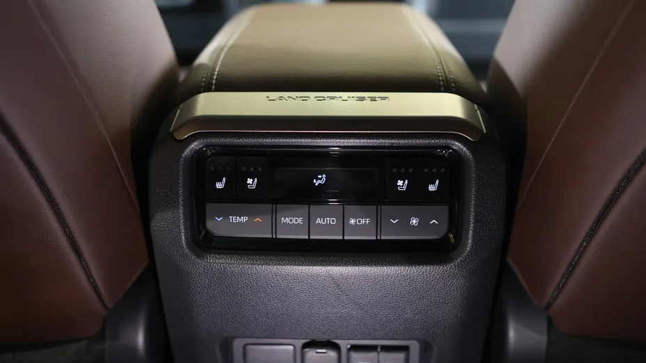 TOYOTA Land Cruiser LC 2.8 D-4D Executive aut