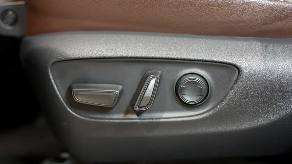 TOYOTA Land Cruiser LC 2.8 D-4D Executive aut