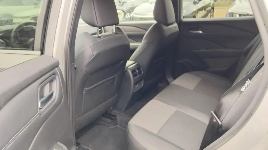 NISSAN Qashqai Qashqai 1.3 DIG-T mHEV N-Connecta Xtronic