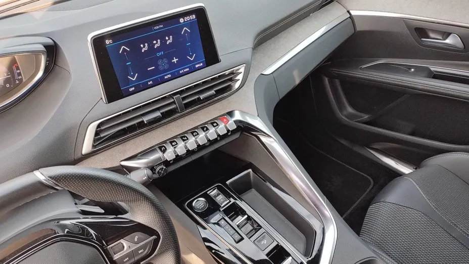 PEUGEOT 5008 5008 1.5 BlueHDi GT S&S EAT8