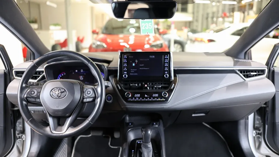 TOYOTA Corolla Corolla 1.8 Hybrid Comfort