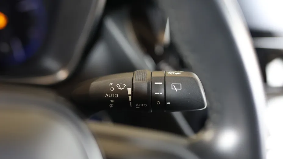 TOYOTA Corolla Corolla 1.8 Hybrid Comfort