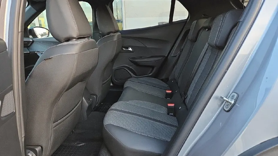 PEUGEOT 2008 2008 1.2 PureTech Allure S&S EAT8