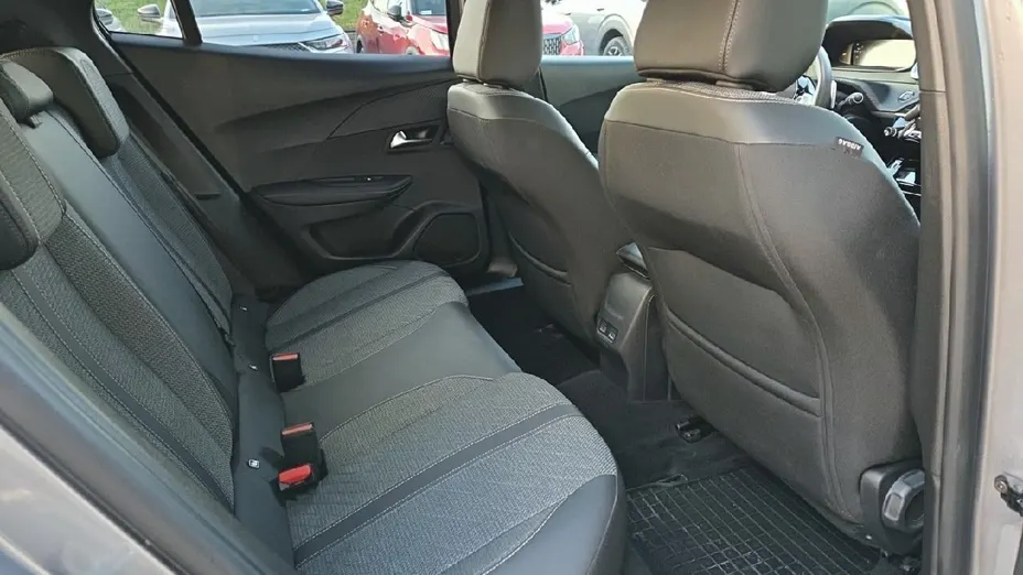 PEUGEOT 2008 2008 1.2 PureTech Allure S&S EAT8