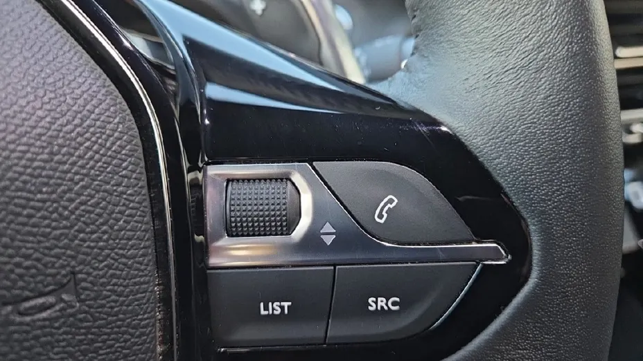 PEUGEOT 2008 2008 1.2 PureTech Allure S&S EAT8