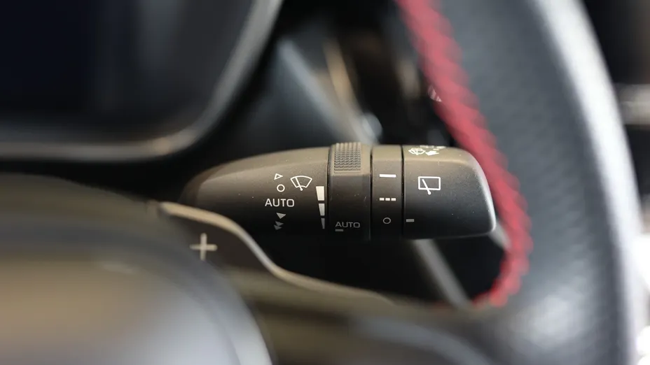 TOYOTA Corolla Corolla 2.0 Hybrid GR Sport