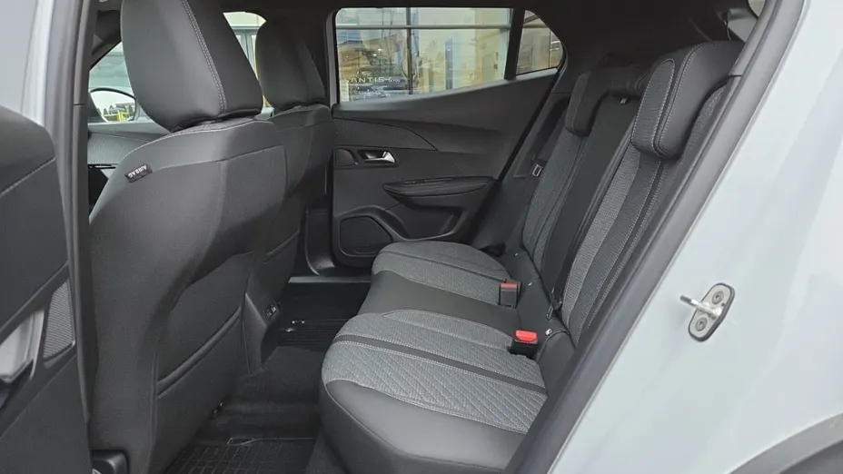 PEUGEOT 2008 2008 1.2 PureTech Allure S&S EAT8