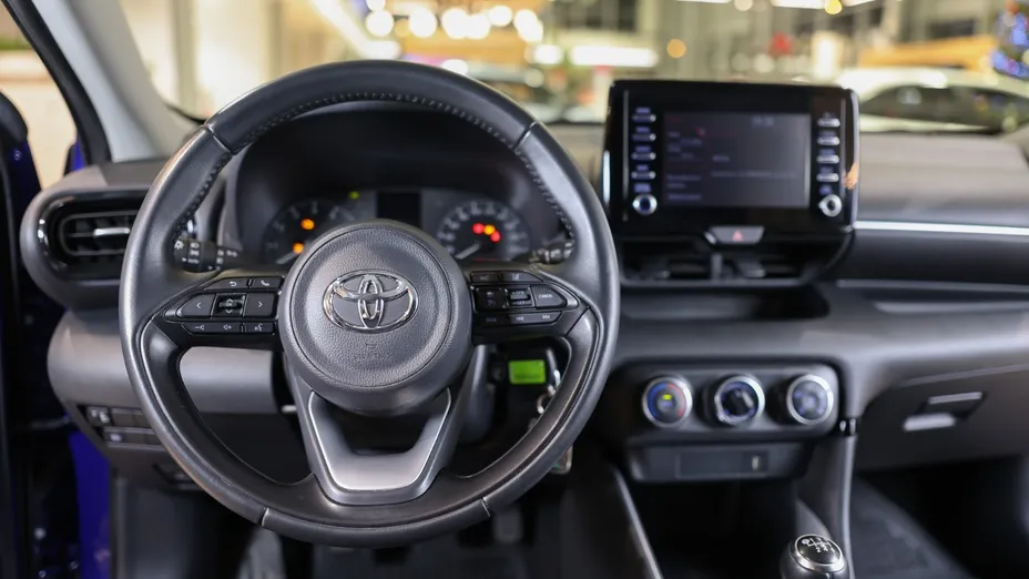 TOYOTA Yaris Yaris 1.5 Comfort