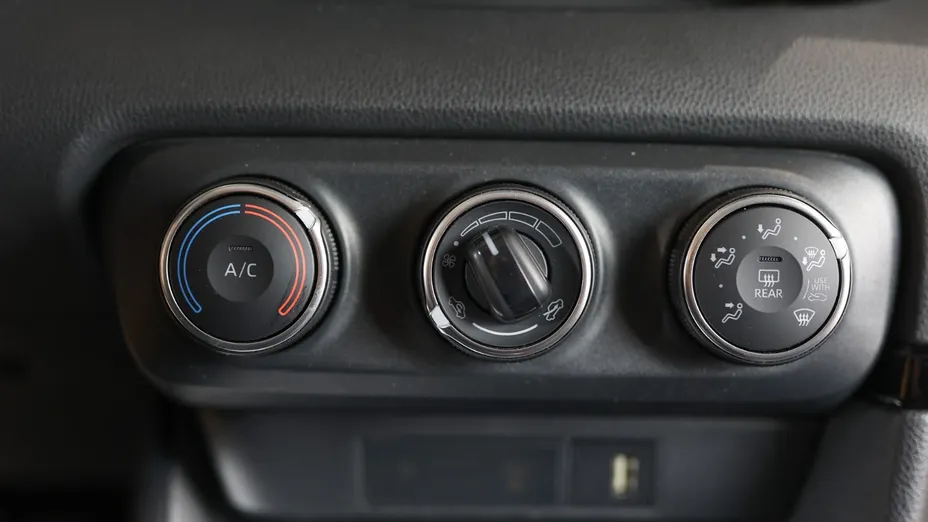 TOYOTA Yaris Yaris 1.5 Comfort